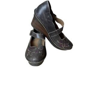 L'Artiste Spring Step Mary Jane Leather Wedge Pump Shoes Amrita 38 EU/7.5 Brown
